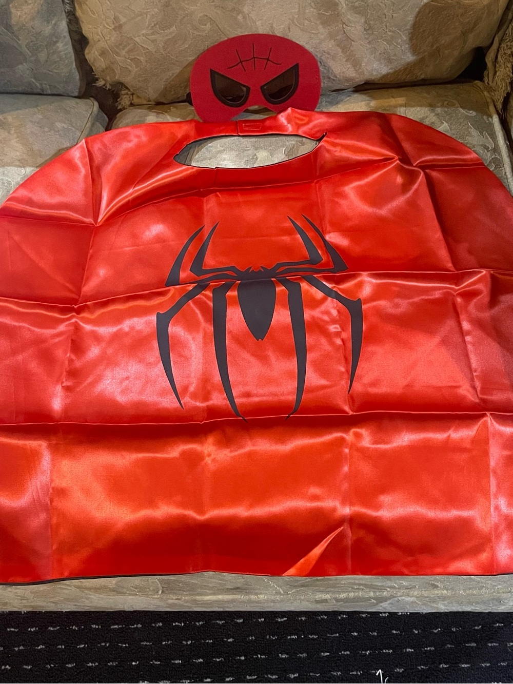 Super Hero Spider Man Cape and Mask Kids Halloween Party costume